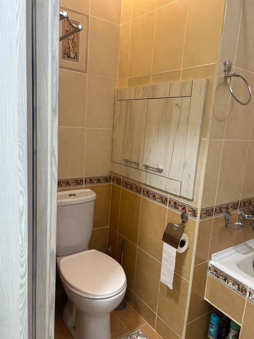 Продам свою квартиру на метро Хамза 2 комнатная