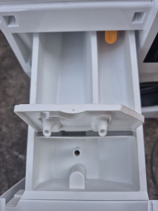Пералня Miele W1