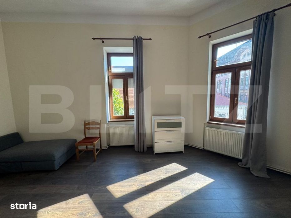 Apartament 4 camere, 107 mp, zona Central