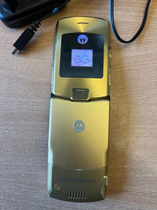 Motorola V3 Dolce Gabbana