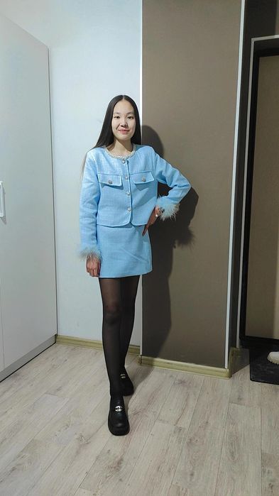 Твидовый костюм для девочки-подростка