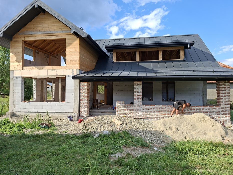Vand / schimb cu auto casa  la tara