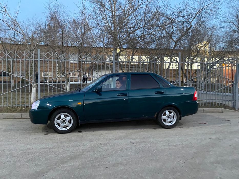 Продам офигенную приору