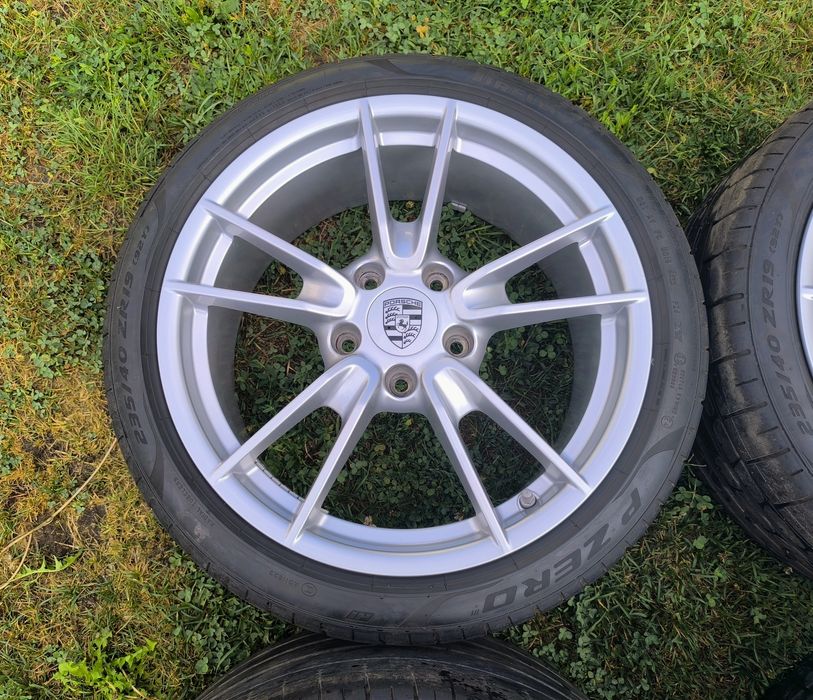 Porsche 911 992.1 Спорт пакет 19 и 20 цола