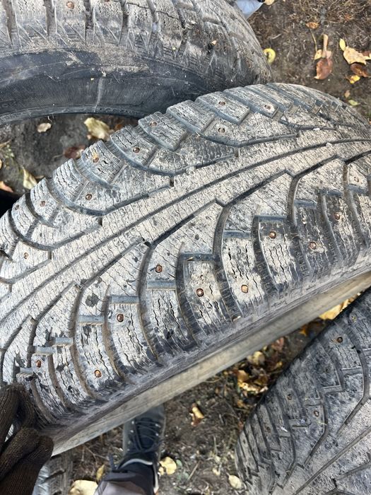 Продам шины 270/60 R18