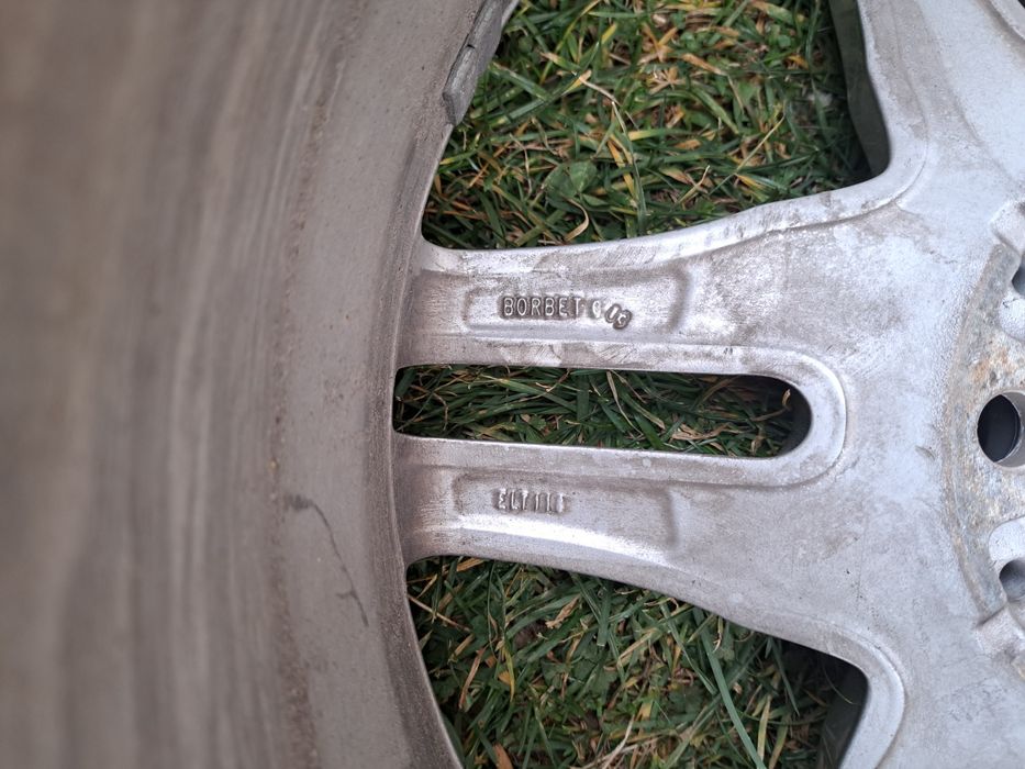 BMW. Джанти BORBET с летни гуми 17 цола за bmw 5/120 J 7,5  et35