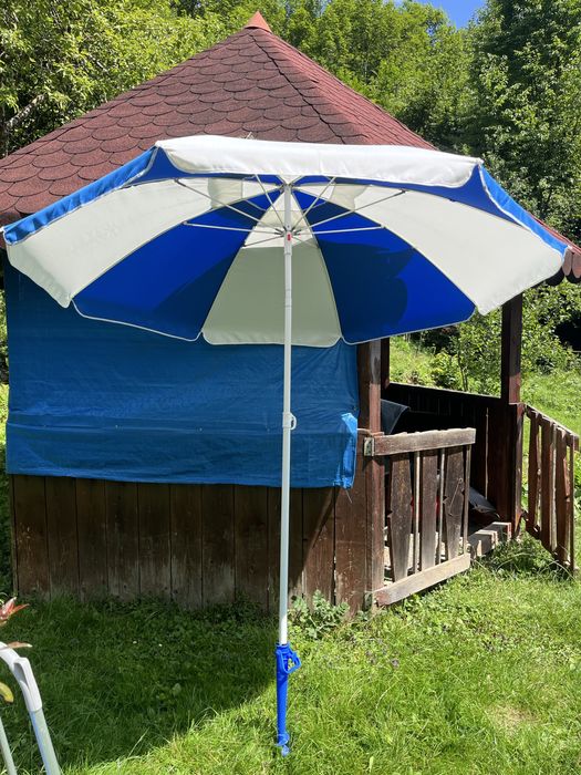 Sezlong si umbrela pt plaja