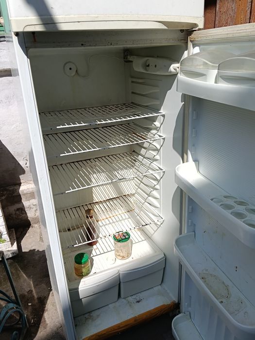 Холодильник  холодильник