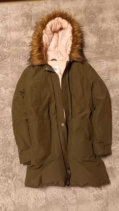 Зимна парка за момиче, марка ЗАРА