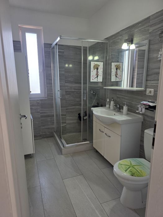 Apartament central cu 2 camere de vanzare