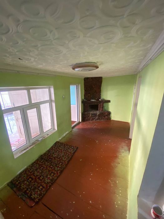 Уе сотилади срочно янгийол шахарга кирад 29000 дол кэлишамиз.