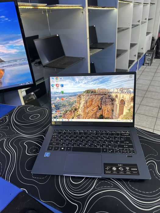 Acer Swift 1 Pentium N5030 ОЗУ-4ГБ ССД-128ГБ в хорошем состоянии