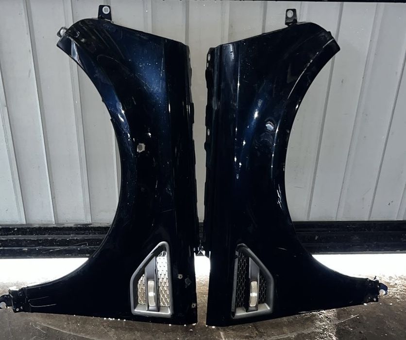 Передний бампер Land Rover Freelander-2 L359.