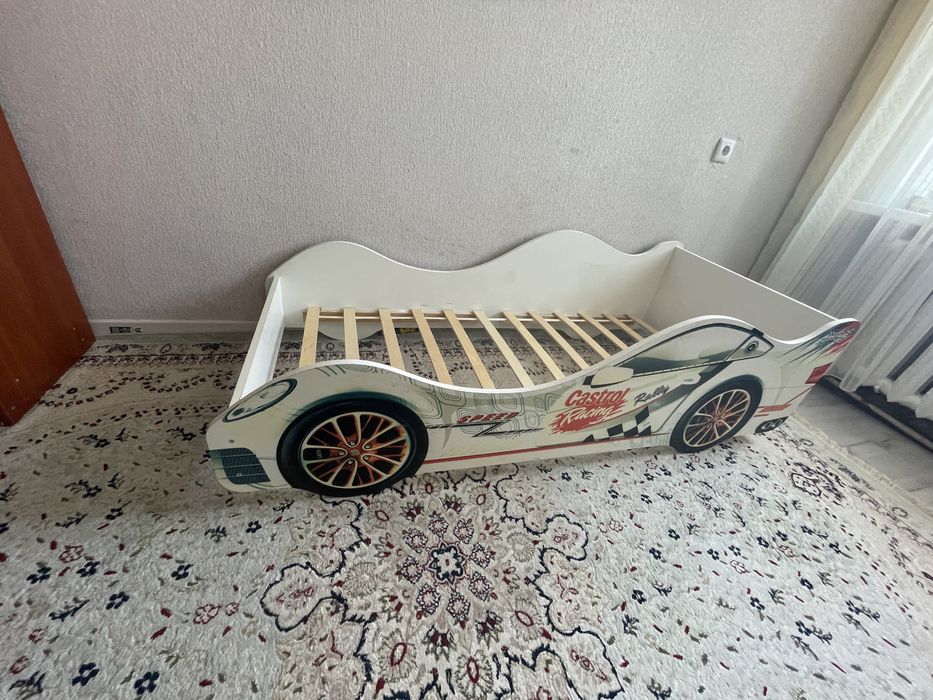 Детские кровати-машинки