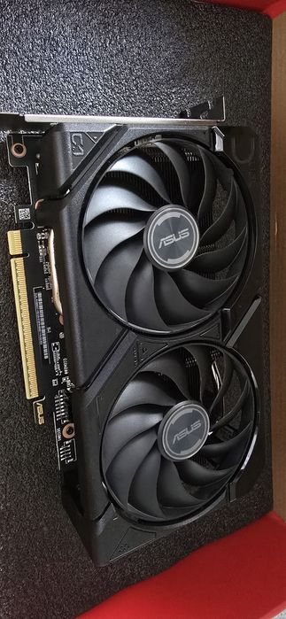 ASUS Radeon RX 9060 XT Dual 16GB GDDR6 128bit (DUAL-RX9060XT-16G) Garantie Placa video