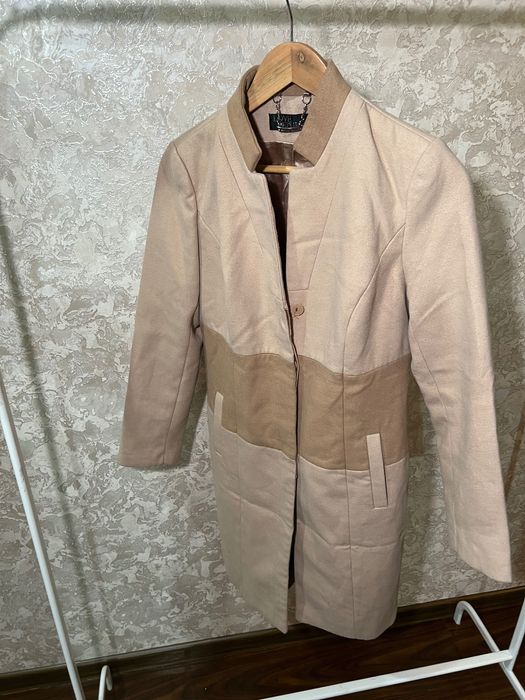 Пальто женское . Ayollar paltosi