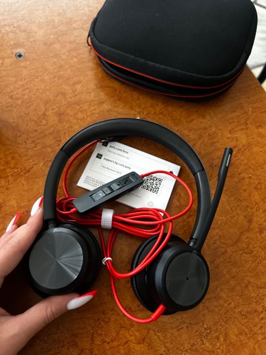 Слушалки Poly Blackwire 8225