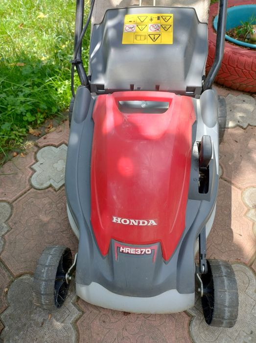 Masini de tuns iarba Gardenia,Honda