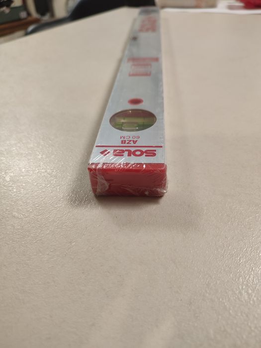 Алуминиев нивелир Sola AZB 60см