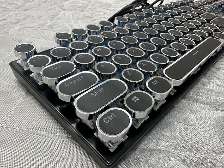 Клавиатура механическая