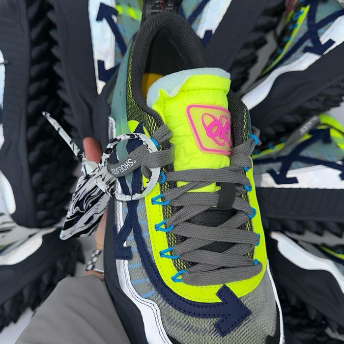 Off-White Odsy-1000 Dark Grey - Gri - 100% originali