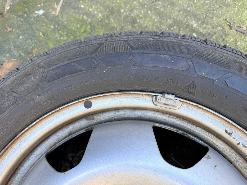 Set roți VW Transporter T5 / T6  Jante oțel anvelope iarnă Continental