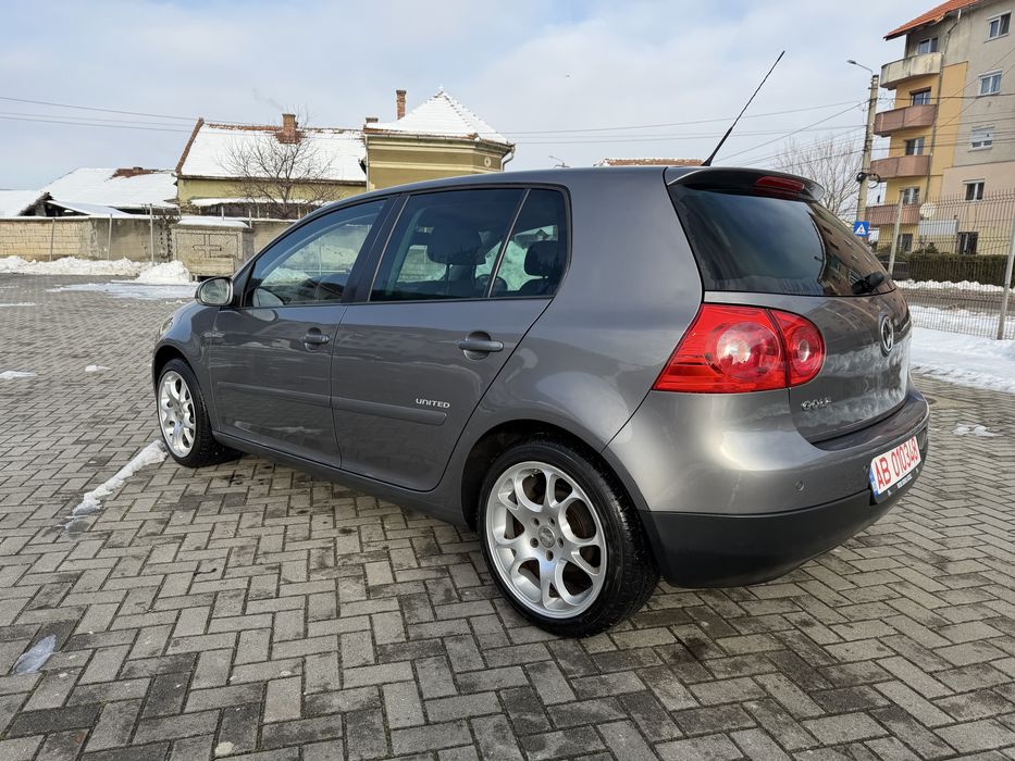 Vw golf 5 1.4 MPI model UNITED