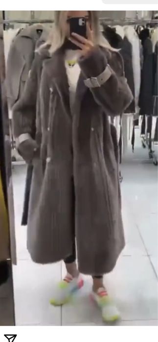 Продам дубленку новую