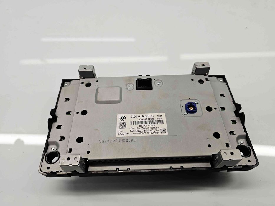 Radio CD cu navigatie Volkswagen Passat B8 (3G2) [Fabr 2015-prezent]