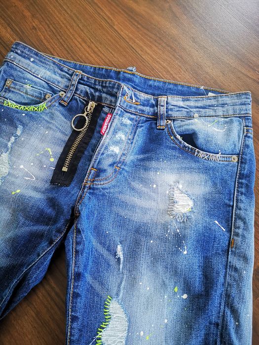 Vând blugi dsquared