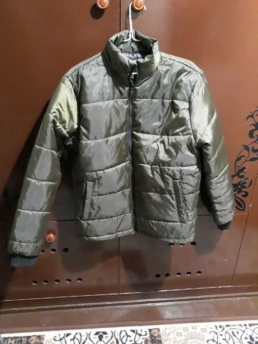 продаётся новый  мужская куртки