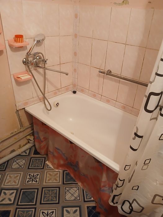 Продам 2 комнатную квартиру.