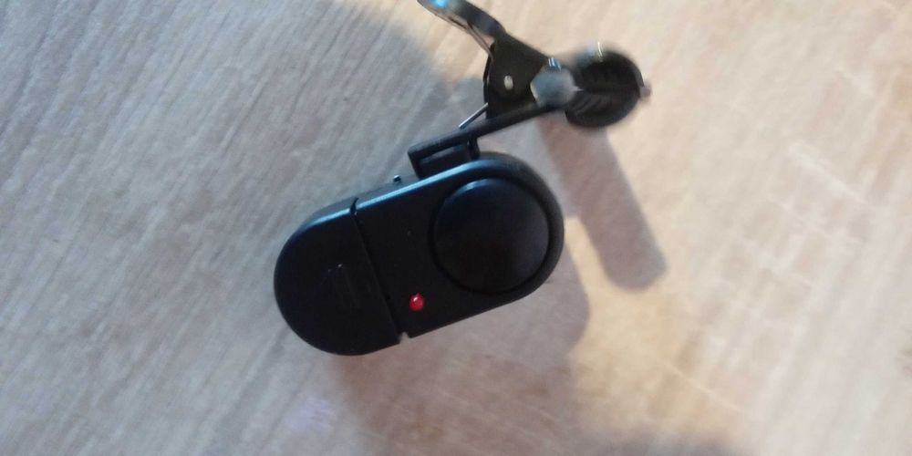 Avertizoare  noi     pentru pescuit 30 și 15 lei noi