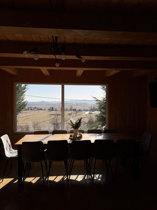 Cabana de inchiriat Marisel,disponibilă Mai/Iunie