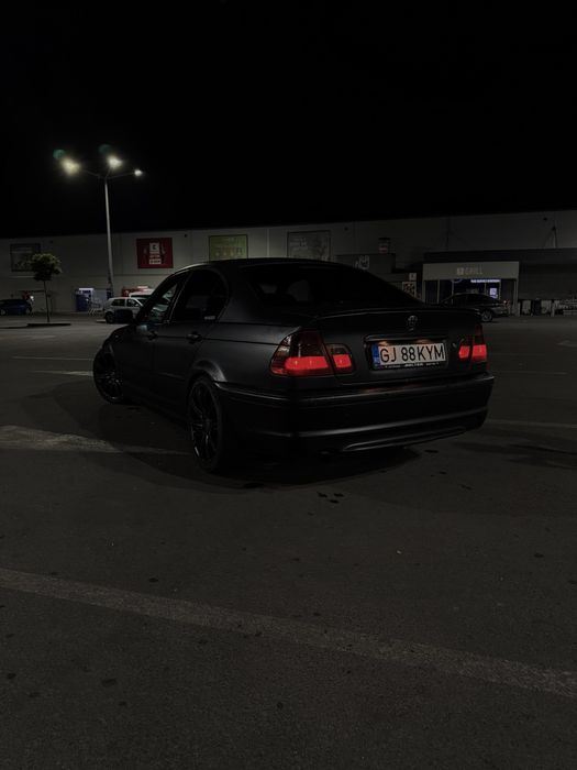 BMW 3 Series 2003 — imagine 4