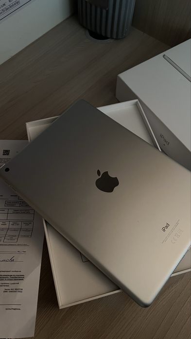 Ipad 9 2021 срочно продаю