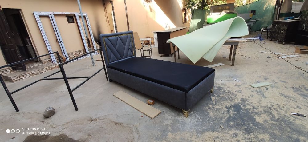 Bir kishilik spalniy