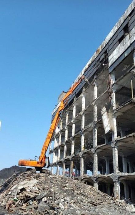 Экскаватор -разрушитель продаётся