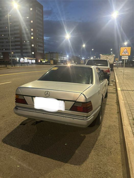 Продам Е-220 купе