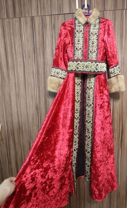 ПРОДАЖА национальных платьей. Казахские национальные платья Астана.