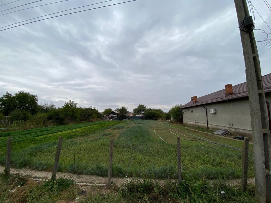 Teren de vânzare intravilan