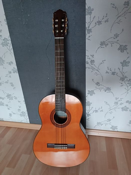 Гитара Yamaha c70