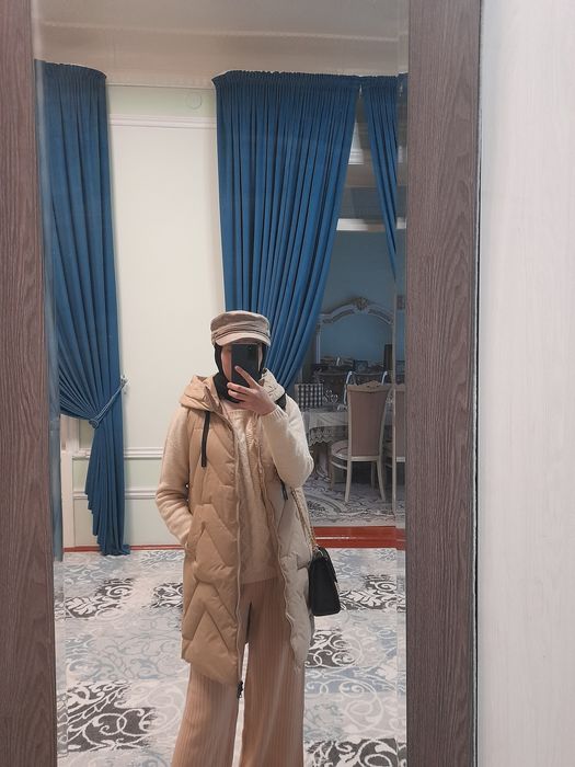 Женская,  Турецкая  безрукавка