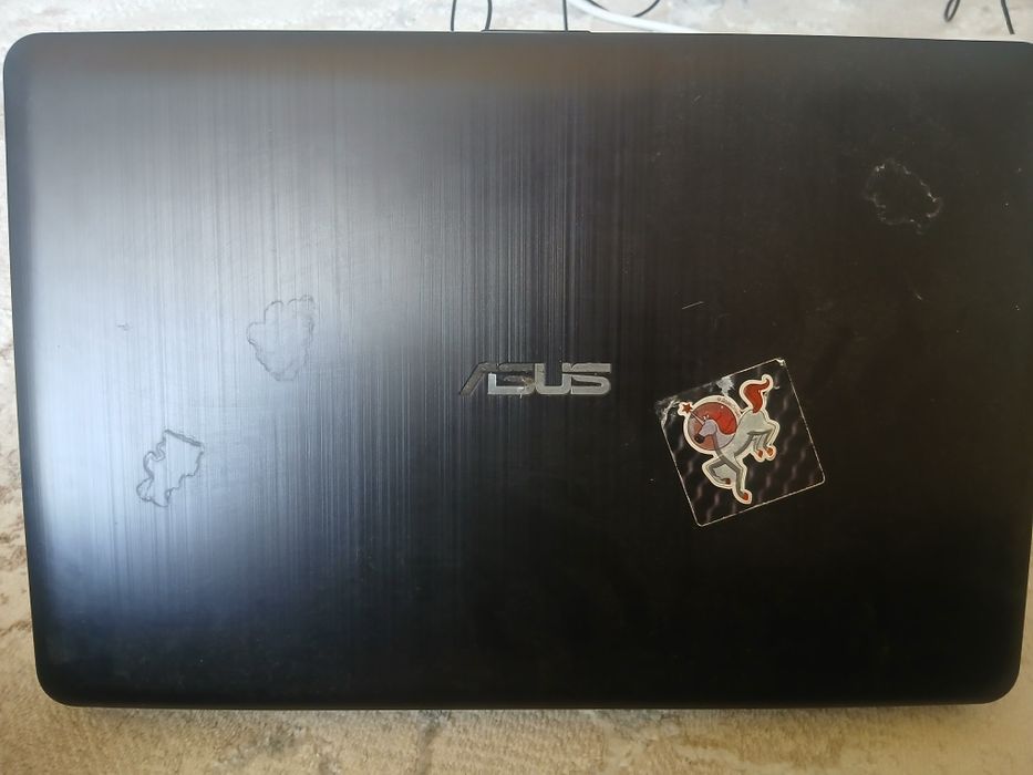 Продаю Ноутбук ASUS + зарядное устройство