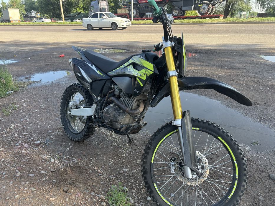 эндуро 250 кубов