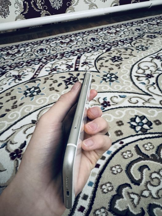Iphone 11 128gb akb77