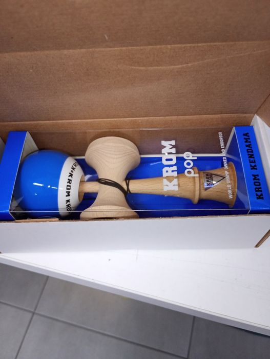 Kendama krom pop sticky albastru