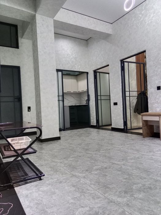 Dom sotiladi qoraqamish 1,2 da