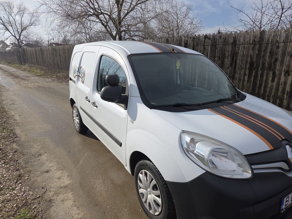 Vând Renault Kangoo