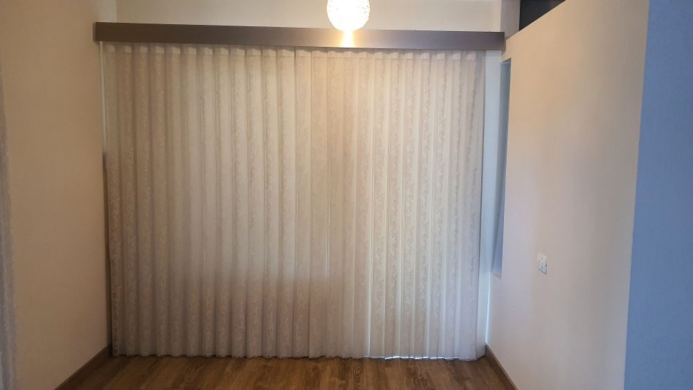 Jaluzele verticale 2 in 1 perdea draperie galerie Kika XXXLutz